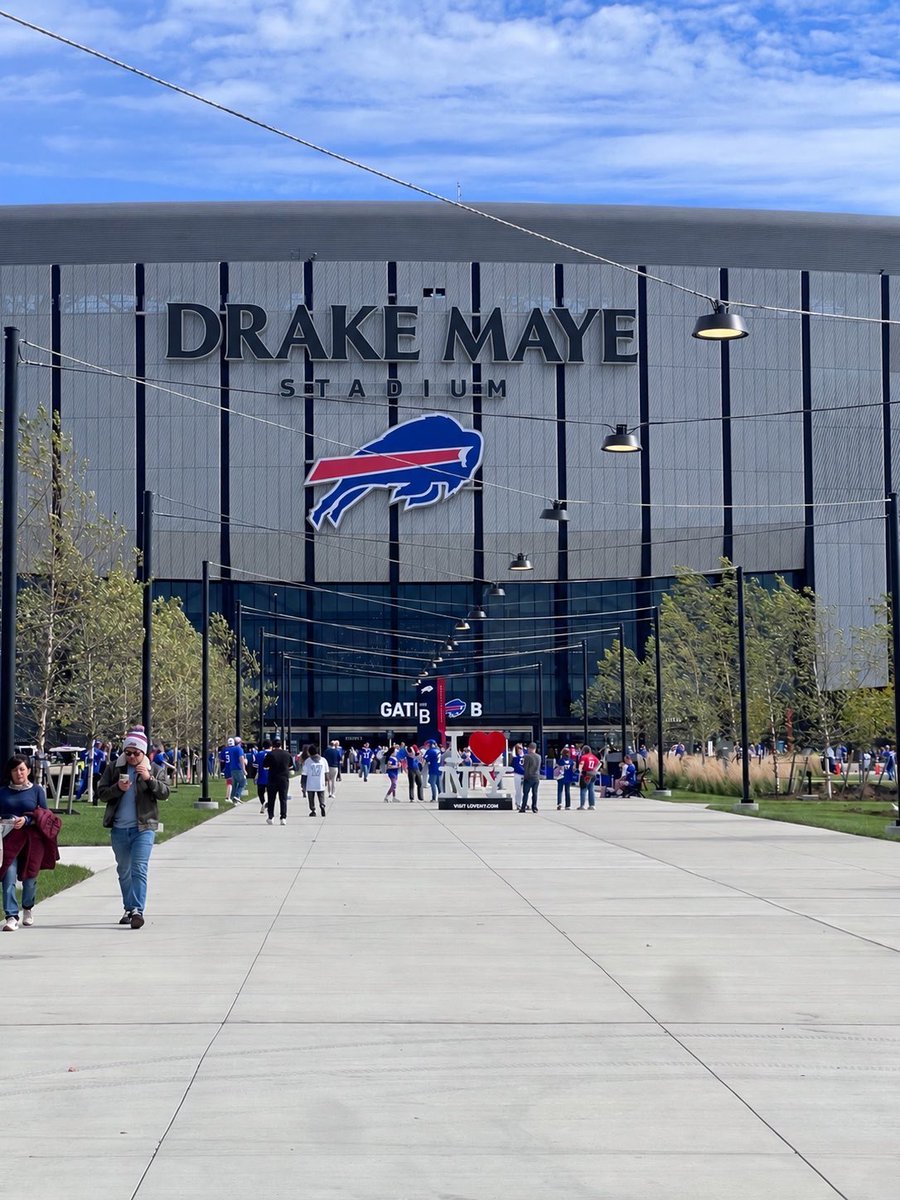 BabzOnTheMic's tweet photo. New Stadium, Same Name. https://t.co/JGuqWfGZ0J
