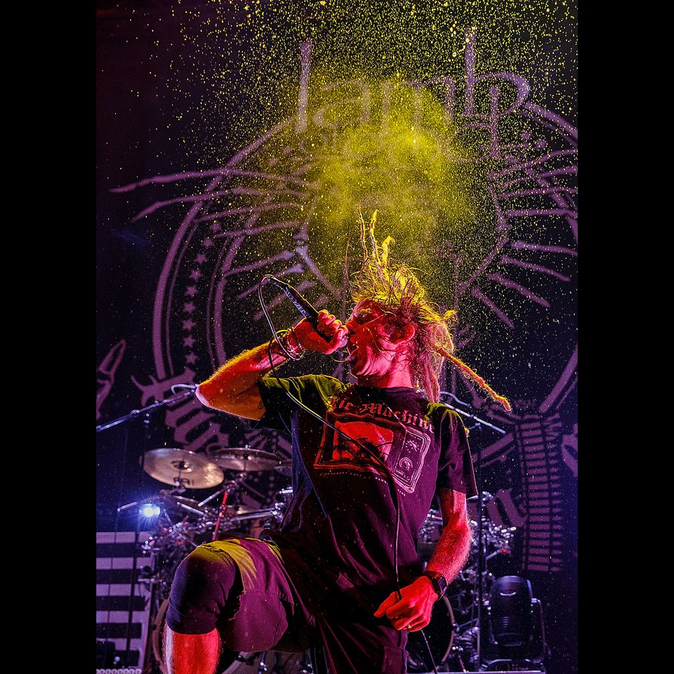 Revolvermag tweet picture
