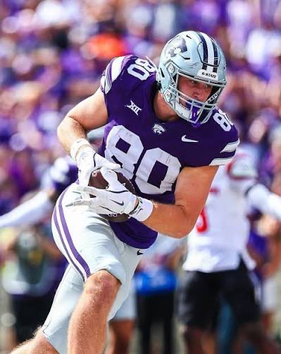 EMAWCaleb's tweet photo. Collin made it official that Will is done for the year 😔💔

Get well soon Will 💜 https://t.co/w0Sq9PzFXK