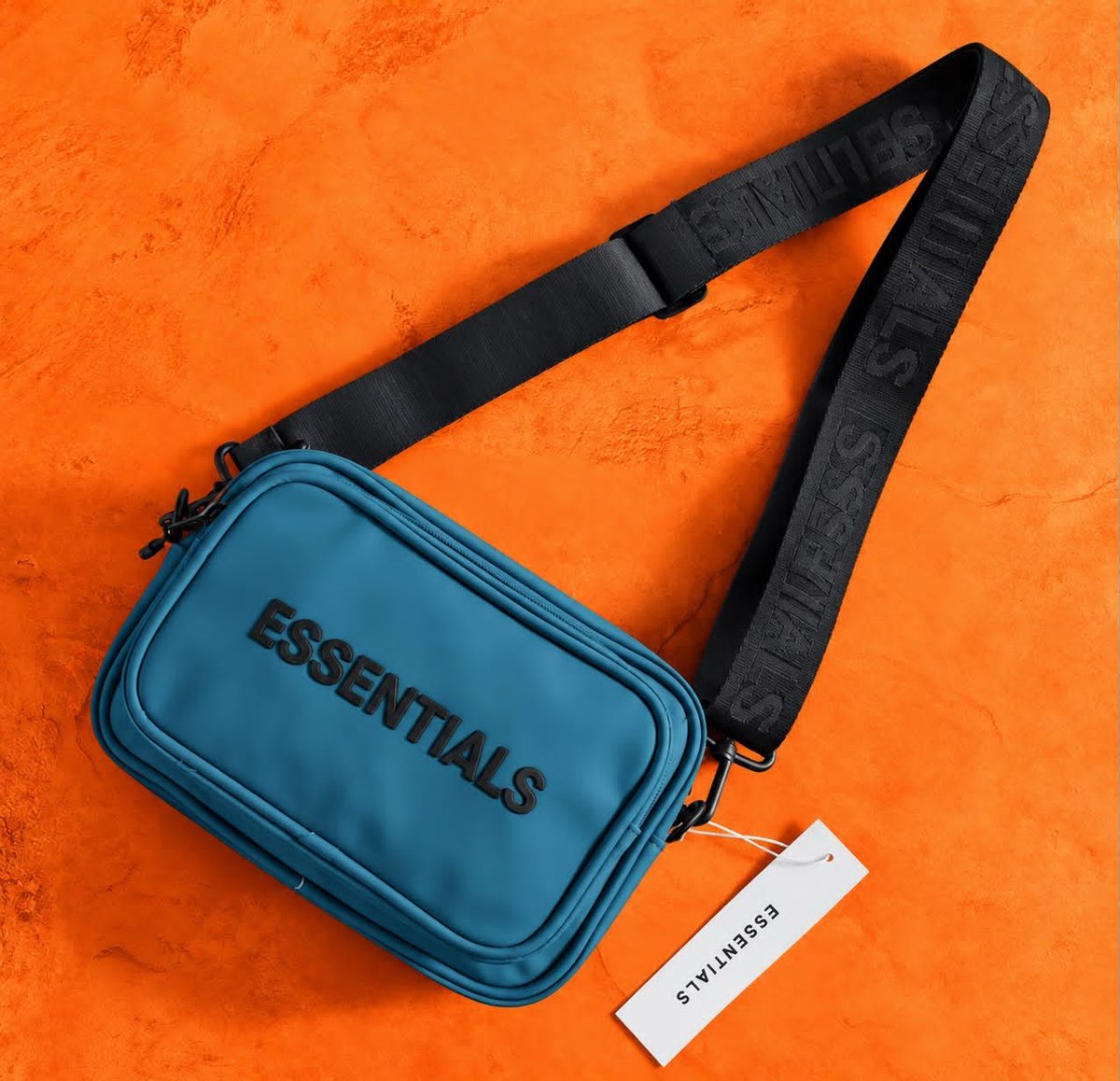 shoppady's tweet photo. Check out this Essentials Minimalist Crossbody Messenger Bag  on Shoppady!

💰 Price: GH₵250
✅ Status: In Stock

Shop here: https://t.co/ElMjTuhtW7 https://t.co/lwrWNr0yuw
