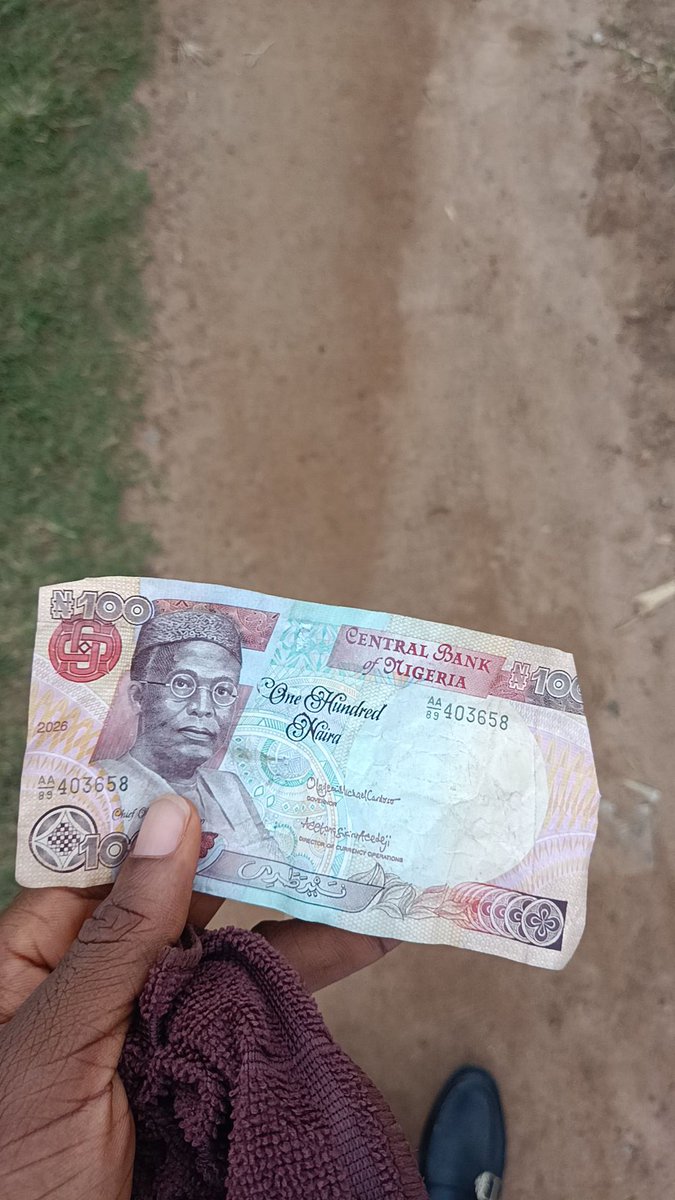 devihechukwu's tweet photo. Them dey still accept this money? https://t.co/XrLkl16xni
