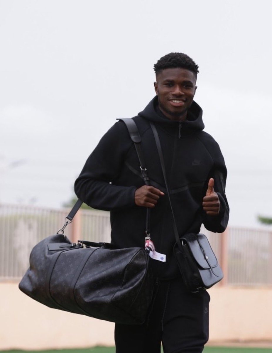 MonsieurBernaps's tweet photo. Cheick Keita 🇲🇱(23) @SportCharleroi ex @SCBastia ex @StadeDeReims ex @FFF  est coté à 3,5 M par @Transfermarkt 

Après un début de carrière prometteur en @FFF et au @StadeDeReims le malien décide de poursuivre sa carrière en Belgique 🇧🇪 
Choix payant, le joueur s’impose et s’imprègne de la régularité d’un professionnel ✅ 
S’il veut s’imposer durablement avec les @Equipesdumali et répondre aux défis des aigles : Cheick devra sûrement franchir une étape en club en visant une league du top 5 mondial. A 23 ans cela me semble totalement possible notamment en @Ligue1 ou encore en @LigActu 🇪🇸 ou ses qualités de relance pourrait plaire 👀🔍

@RealSociedad par exemple 🔍👀

By Bernaps🫡