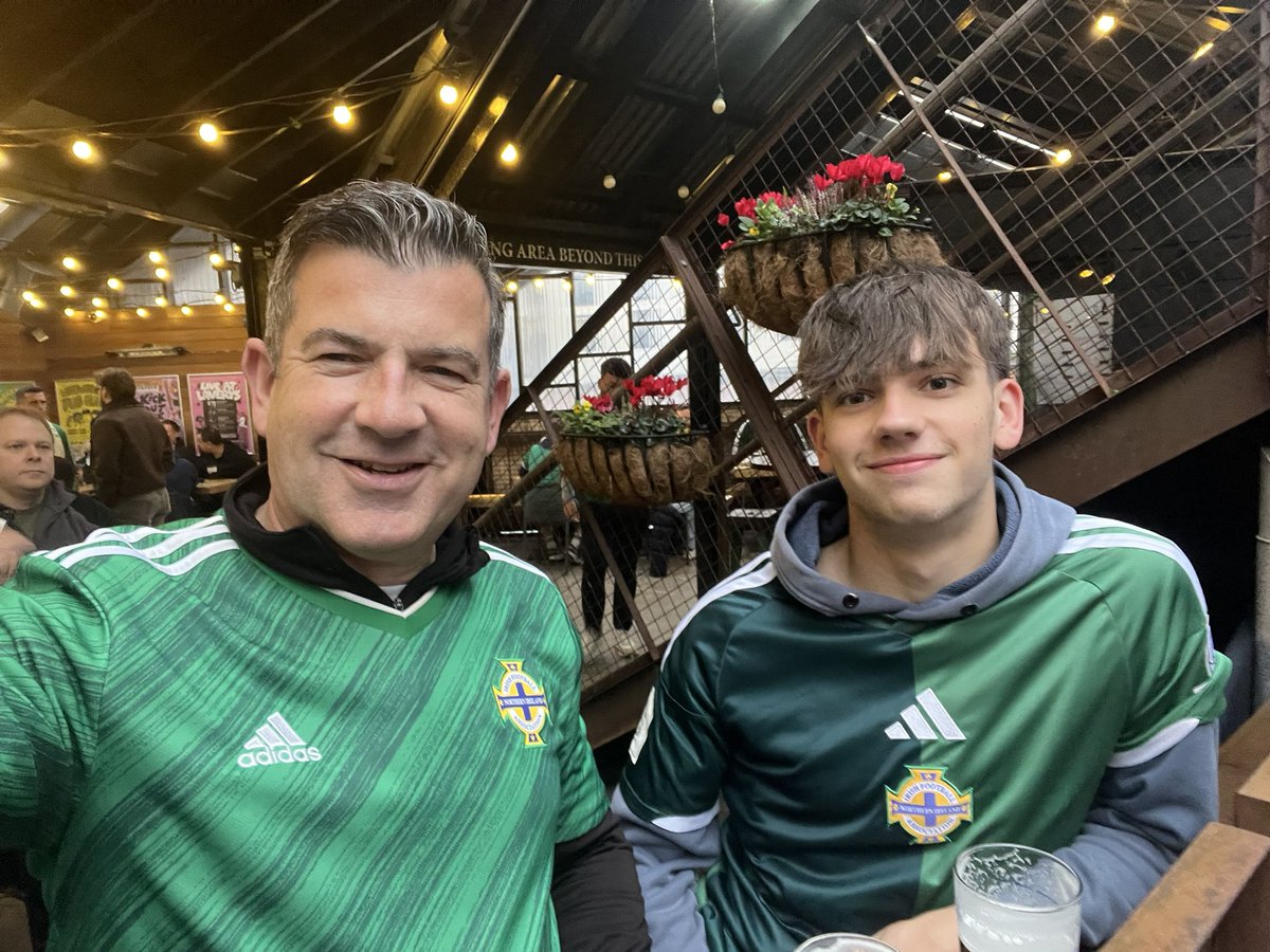 johnmooreni's tweet photo. Another Monday night with my boys and the #GAWA at the @ClearerTwist #NationalStadium #WindsorPark #Belfast #NorthernIreland @NorthernIreland 😊🟢⚪️🟢⚪️ https://t.co/qwnHegwu9J