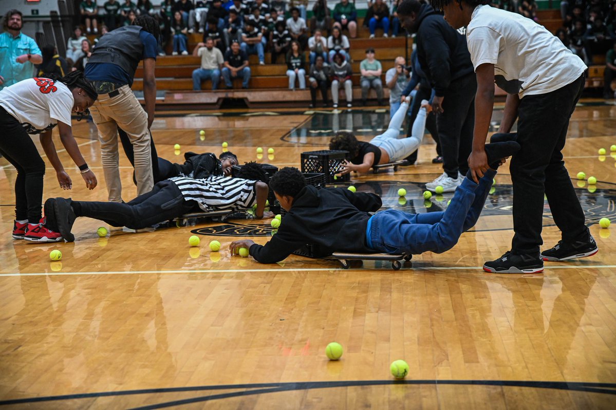 SBWashingtonHS's tweet photo. Pep Assembly Fall 2026
See the entire gallery on our Facebook page.
#everonward #pantherpride https://t.co/kQQIibsqng