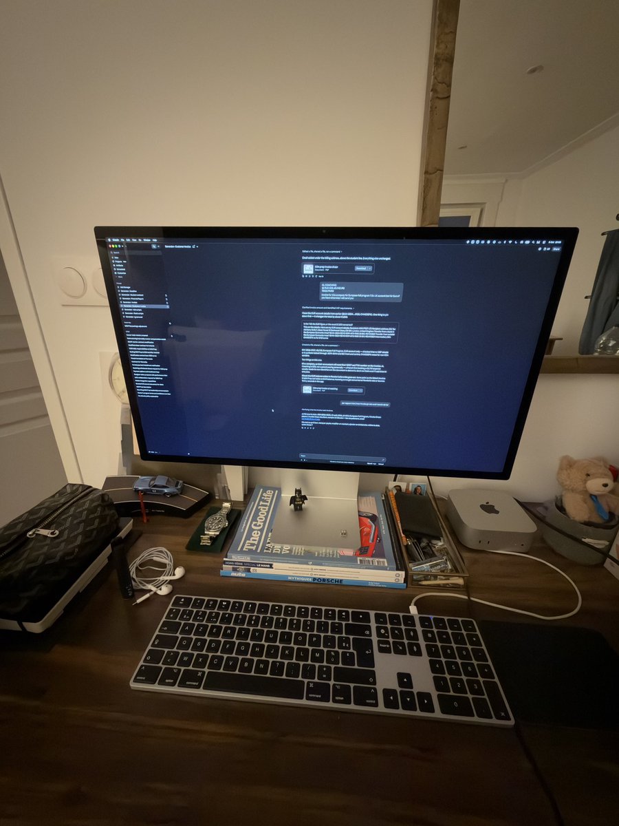 alexmamyy's tweet photo. back in the cave https://t.co/xm103g3B5c