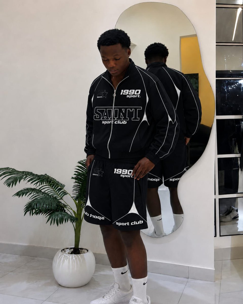 Josh_bolu's tweet photo. Your wardrobe is not complete without this..
Available for 37K only 

Dm to order📦 ✅ or click on the Link in bio to order 👌🏼✌️💪
Begging and tagging @DONJAZZY to help make my business physical https://t.co/0XyUIqSPDZ
