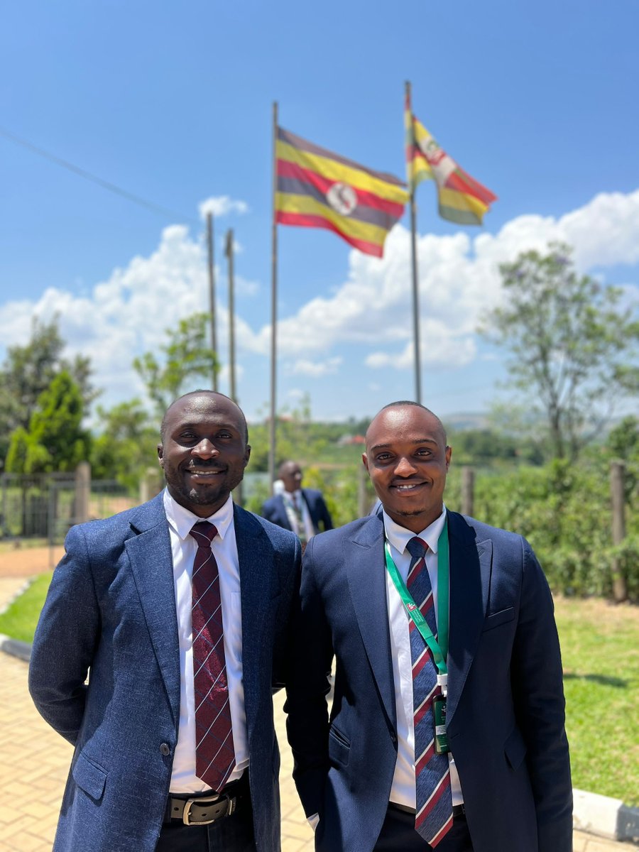 ampumuzadalton1's tweet photo. Today we exihibited professionalism, excellence, service and ethical code of conduct at our work place
We are Nyakayojo sacco ltd and we are Unites for prosperity
#CustomerWeek2026 #NyakayojoSacco2026 https://t.co/1lyFNlgm50