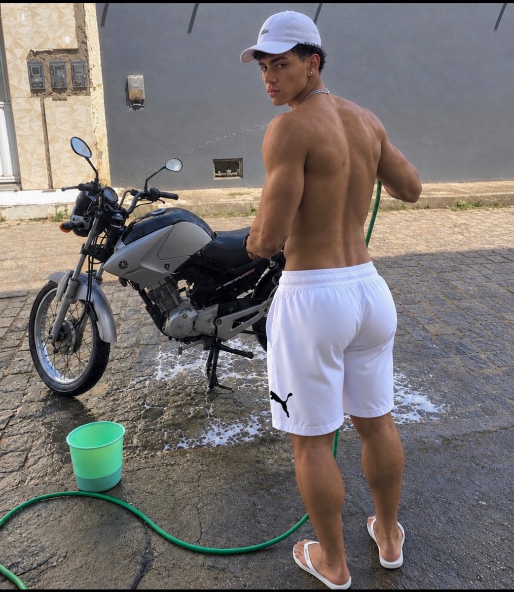 Arthurdnns's tweet photo. Calorzinho bom né vidas? 🥵 https://t.co/lRrkCwm8WG