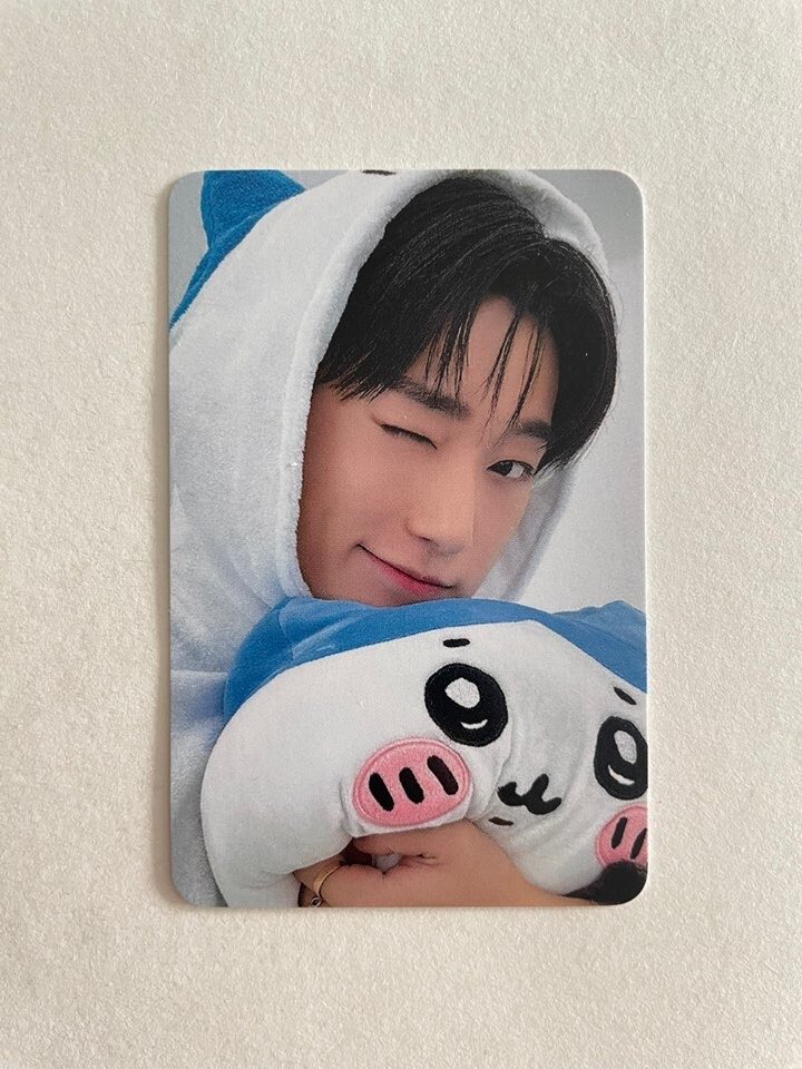 sanhandled's tweet photo. wtb lfs ateez golden hour pt 2 hellolive pob hachiware san pc 

PLEASE ETO NA LANG NATITIRA KONG PRIO 🧎 https://t.co/9zR9wRKK1y