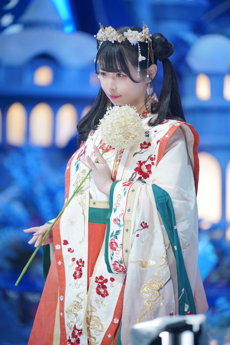 AaronLeeLonger's tweet photo. 2026/10/04
拍照OK时间里的照片📷
汉服特写合集
#足太ぺんた
#ぺんたちゅう写真部
#ぺんたーず写真部 https://t.co/tdWYaixPNY