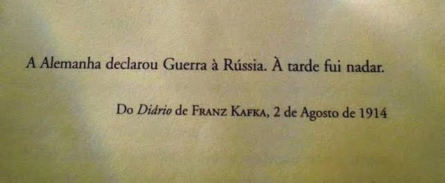 nanatanopwp's tweet photo. Quase sofremos um golpe de estado ontem. Hoje fui à escola. https://t.co/gOaA110JJs