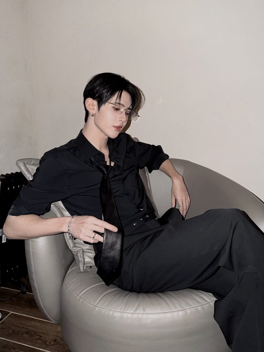 1stnps_'s tweet photo. ไหนลอง https://t.co/9BV98NNbvn
