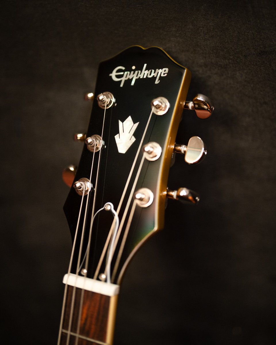 Epiphone's tweet photo. Timeless tone meets modern craftsmanship in this ES-335 exclusive in Double Gold.

Get all the specs at here: https://t.co/InwGzanE5h https://t.co/AIxjTkA0cc
