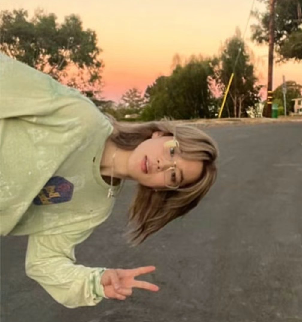 jmnberries's tweet photo. the way this must be the jiminest jimin dump jimin has ever posted on instagram https://t.co/89byOoE4te