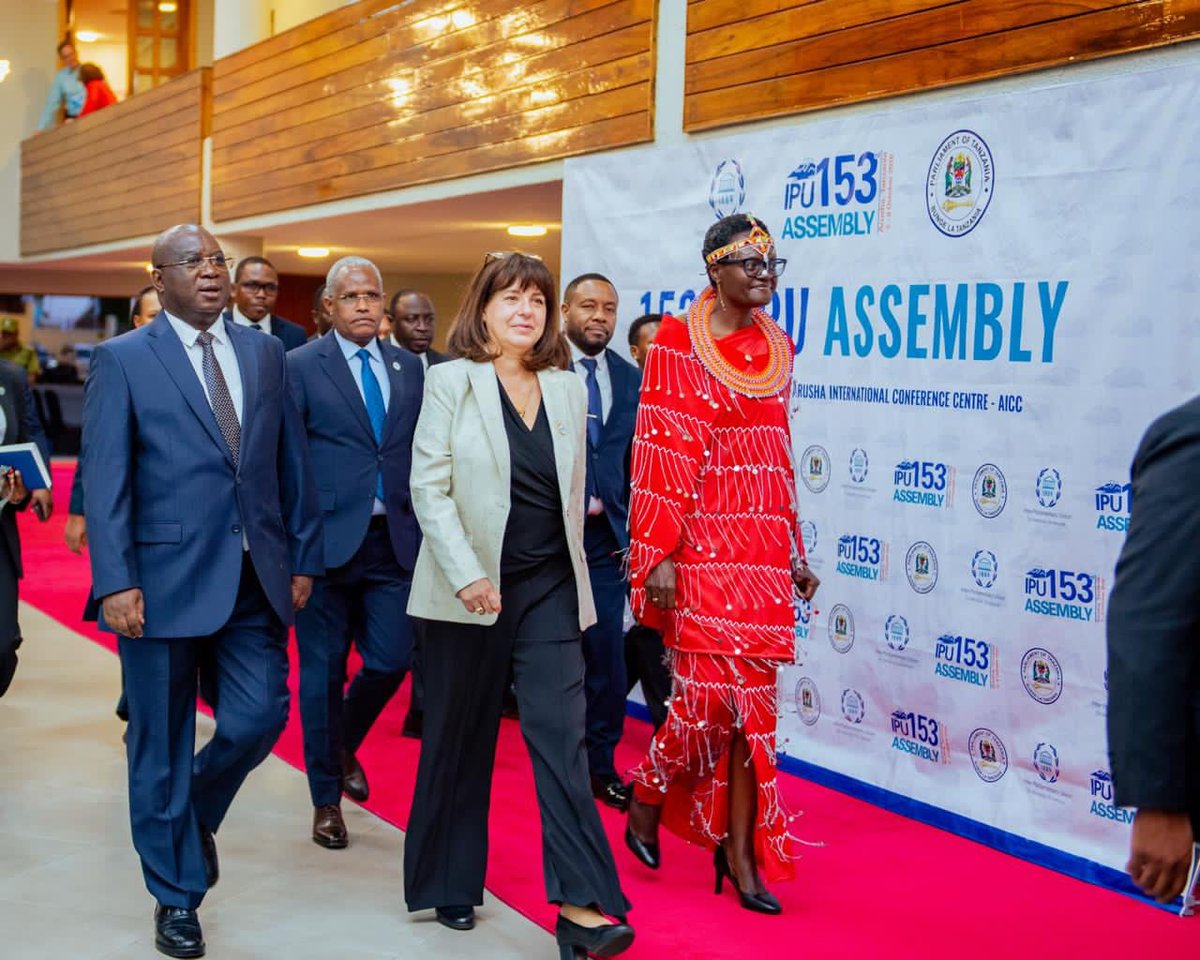 mariam255_'s tweet photo. Mkutano wa #IPU153 Arusha ni zaidi ya mkusanyiko wa wabunge. Ni jukwaa linaloipa Tanzania nafasi ya kuonyesha utamaduni wake wa ukarimu, mazungumzo na ushirikiano—maadili yanayoendelea kuunganisha Afrika na dunia. https://t.co/0YfJSEdnL8