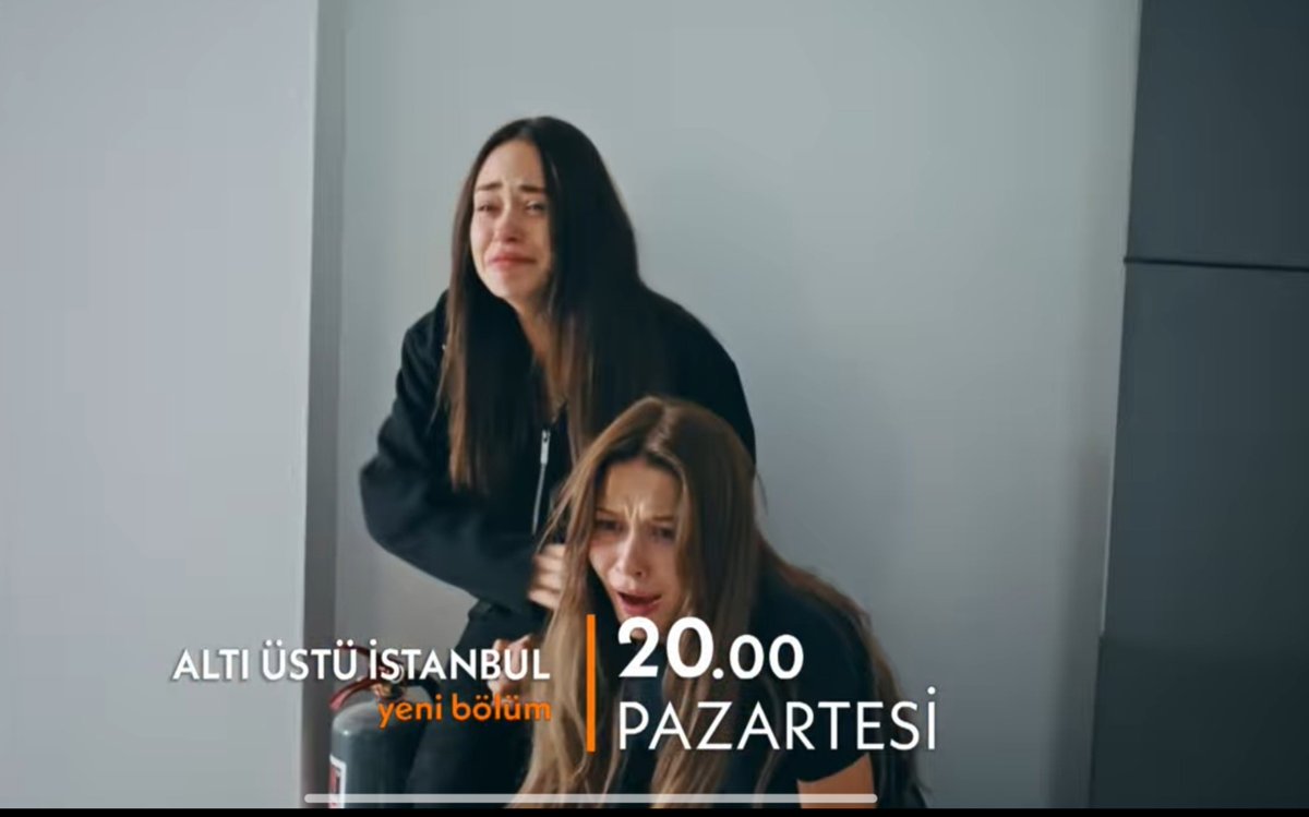 Rabiagsx's tweet photo. Uzay'ın mezarını tek başına kazan melek'in uzay diye bagırması yıkıldı kızım maf ettiniz bizi yaa 😭 

#uzmel #altıüstüistanbul https://t.co/5n9UpmJ11A