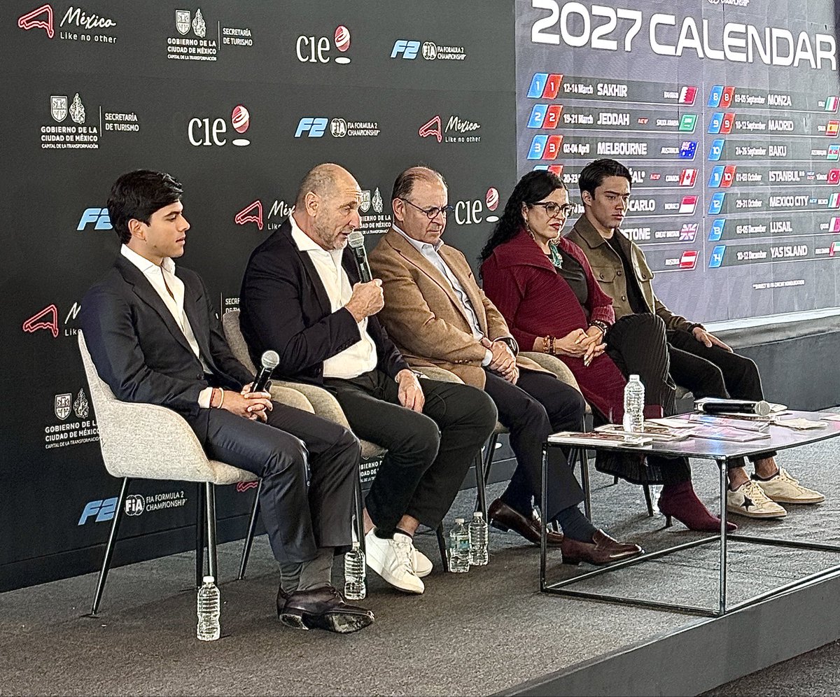 altavelocidadtv's tweet photo. La @Formula2 llega a México
Por primera vez, el @autodromohr recibirá una fecha de #FIAFormula2 en el @mexicogp de 2027.
La afición podrá ver de cerca a futuros pilotos de #F1, entre ellos los mexicanos Rafael Villagómez y Noel León.
#AltaVelocidadRadio https://t.co/sOZ9EUpmj5