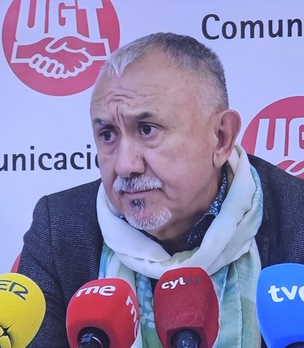 jemayfe73's tweet photo. El vago comegambas ha estado 8 años lamiendo los huevos al psicópata Sánchez, pero justo ahora, le apetece apoyar una huelga general. 
Pvta escoria parasitaria. https://t.co/wmXDqe7ZL6
