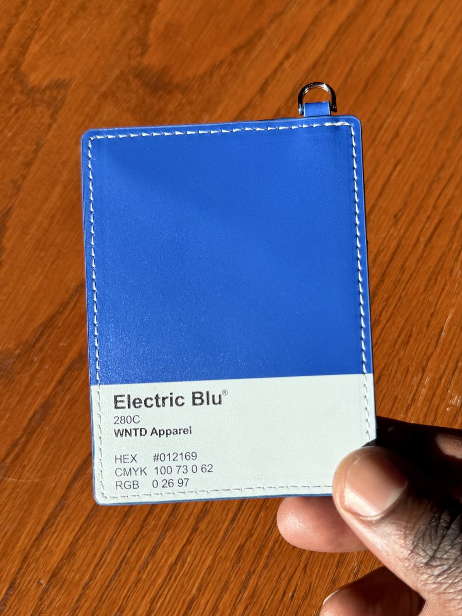 bluboy__'s tweet photo. Designed the perfect wallet for any creative.

The Pantone Card Holder 👨🏿‍🎨. https://t.co/5lMsbFjeuP