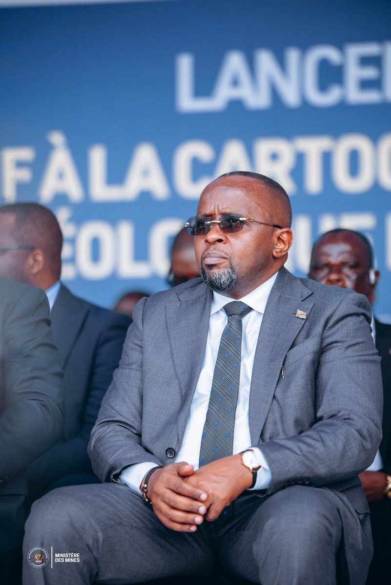 Info_sureri's tweet photo. 🇨🇩⛏️ MINES : LE PC2G-RDC OFFICIELLEMENT LANCÉ
La RDC lance son Programme de Cartographie Géophysique Aéroportée et Géologique. Coordonné par le SGN-C et financé par le FOMIN, le programme sera exécuté sur 36 mois par Xcalibur Multiphysics Group.
@SuminwaJudith @shabani_lukoo https://t.co/w7hruAW6ty