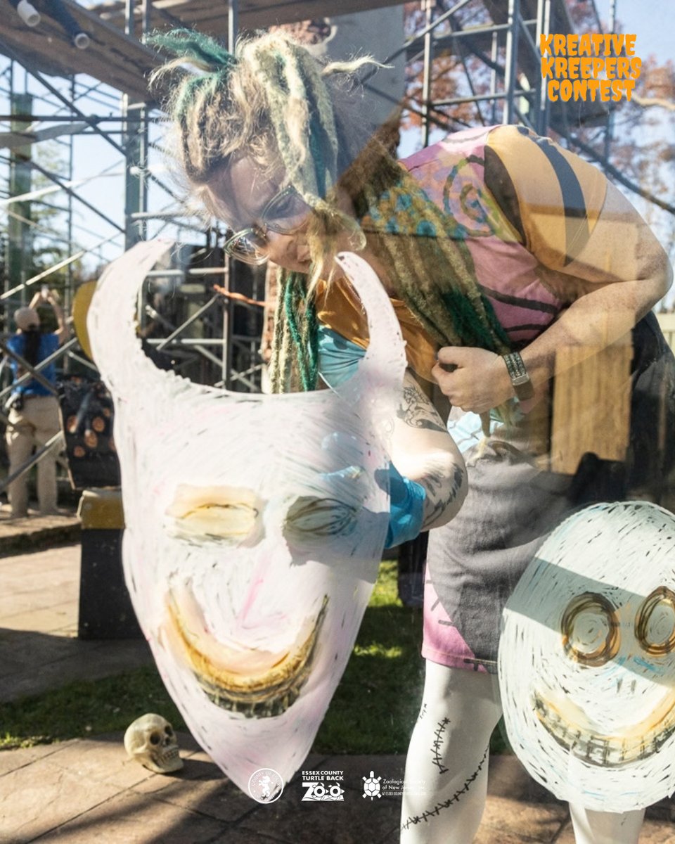 TurtleBackZoo's tweet photo. 🎃👻 LAST CHANCE

For the past six years, our keepers have transformed animal habitats into incredible Halloween displays using items from our Wish List — and now we’re getting ready for the 7th Annual Kreative Kreepers Contest!

🛒 Shop the Wish List: https://t.co/DMIOXUfLYv https://t.co/2c6sZobRrT