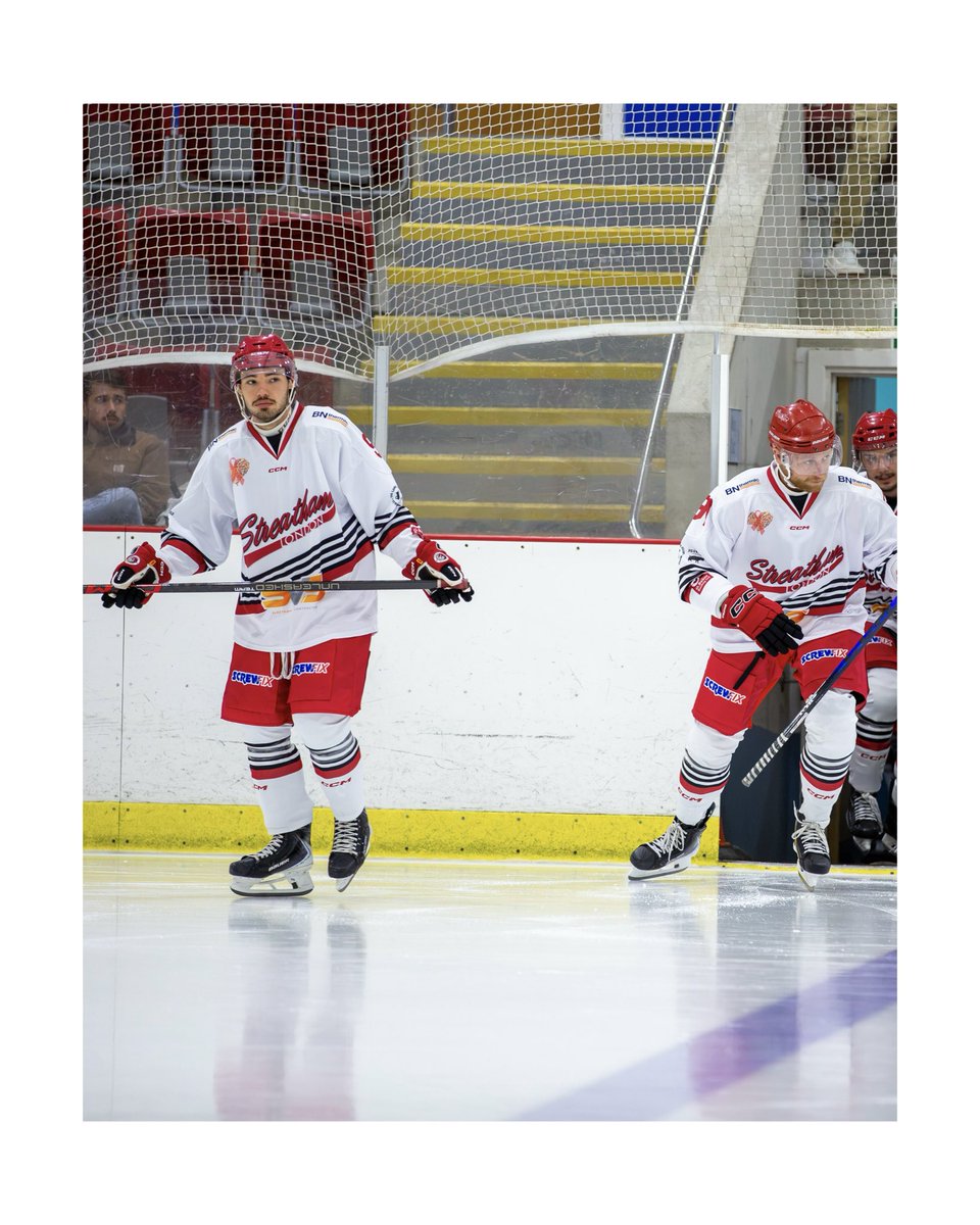 StreathamHockey's tweet photo. We've photos from Saturday's home win against the Swindon Wildcats2!
You can view the full gallery here: https://t.co/2ODg3NdSRf
#Streatham #gamenight #photography #RedHawks #homegame https://t.co/RKSzzvWZyq