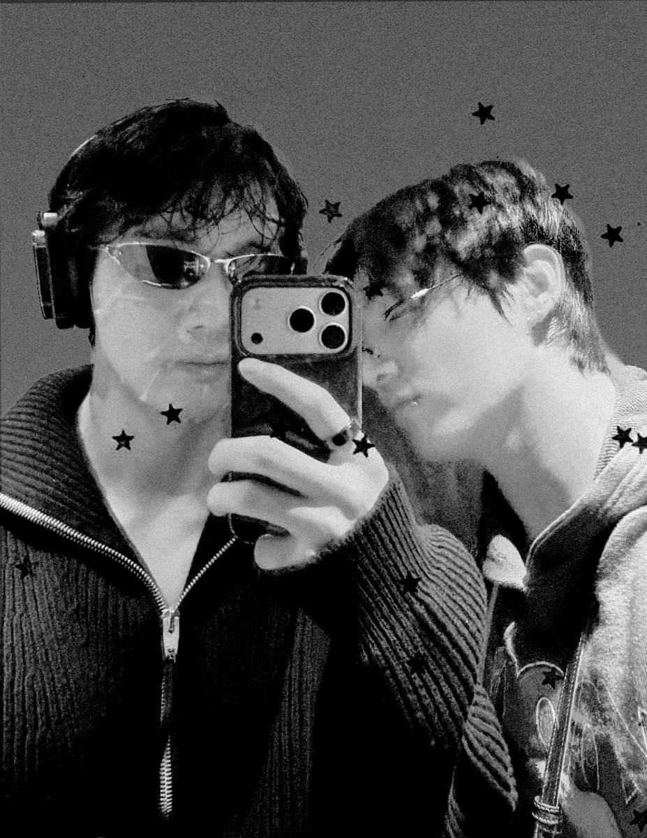 meroutro's tweet photo. ★👦🏻² https://t.co/gvqEa4NaOh