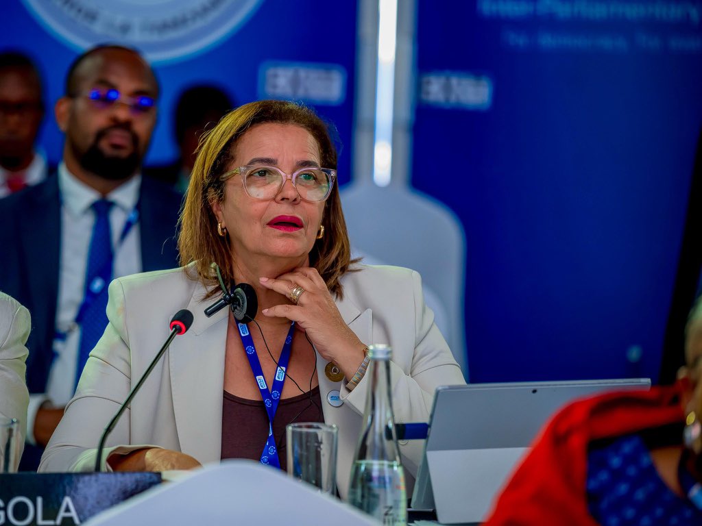 barakawamb's tweet photo. Dunia yote iko Tanzania kubadilishana mitazamo na kuandaa maazimio kuhusu masuala yanayogusa dunia nzima.

Wanashudia Tanzania iliyojaa Amani na utulivu;Wanaharakati mnalakujifunza, wanaowatumia kuchafua nchi yenu leo wako hapa na wanaisifia nchi hiyo hiyo wanaowatuma kuichafua https://t.co/Tu8nHxRfql