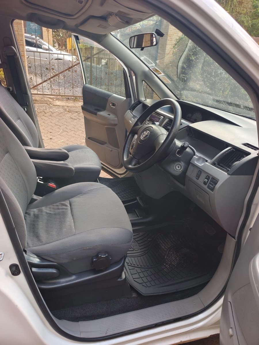 Kevoh_254's tweet photo. Some cars hua kama unicorn. This dual sunroof Toyota Voxy is up for grabs. A very healthy 2.0 petrol engine and seats 7 for those road trips.

Asking is just Ksh 695,000 or Nearest offer. 
Call or Wozzap 0710140448 tumalize hii shughli. RT. https://t.co/YjOu0OWMmm