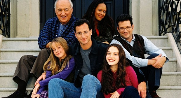 k50cullen's tweet photo. In 2001 and 25 Years Ago, #RaisingDad premiered on The WB on this day RT and Like if you remember this show. (@bobsaget, @OfficialKat, @brielarson, @MeaganGood, @AndyKindler, #JerryAdler, #BenIndra, @jonathan_katz, @CBSTVStudios) https://t.co/ljVQEHYjiz