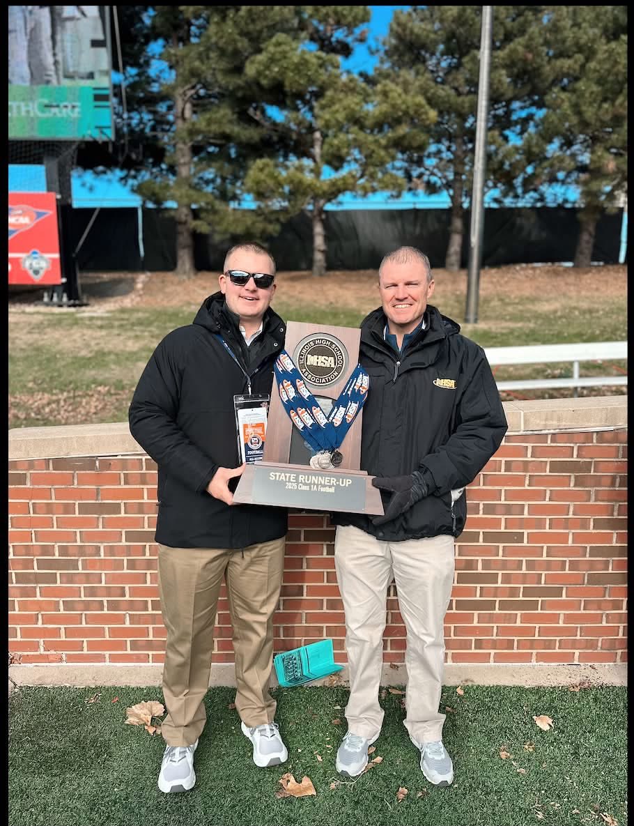 JusticeKeene1's tweet photo. Bomber Sports Network would like to thank Hamilton High School Principal and Athletic Director @bgooding92 for his years of service to Division 6 on the IHSA Board of Directors. We appreciate his time and commitment to representing IHSA Member Schools. https://t.co/suIugcBHIT
