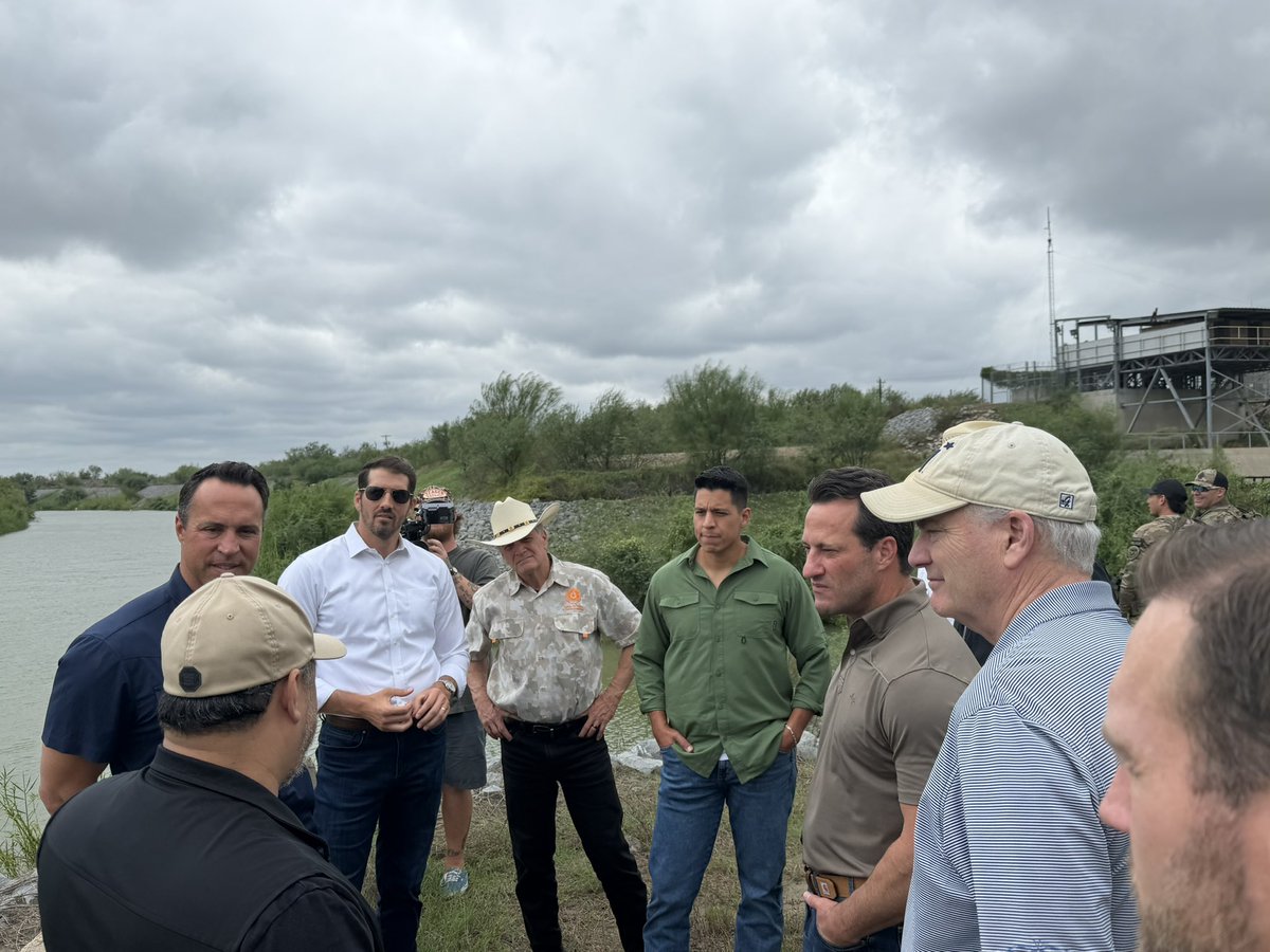 reesejgorman's tweet photo. GOP Whip Tom Emmer is at the southern border with a bunch of new Texas candidates including:

 Jon Bonck (TX-38)
Carlos De La Cruz (TX-35)
Chris Gober (TX-10)
Brandon Herrera (TX-23)
Alex Mealer (TX-09)
Mark Teixeira (TX-21)
Judge Tano Tijerina (TX-28)
Steve Toth (TX-02)
Jace Yarbrough (TX-32)