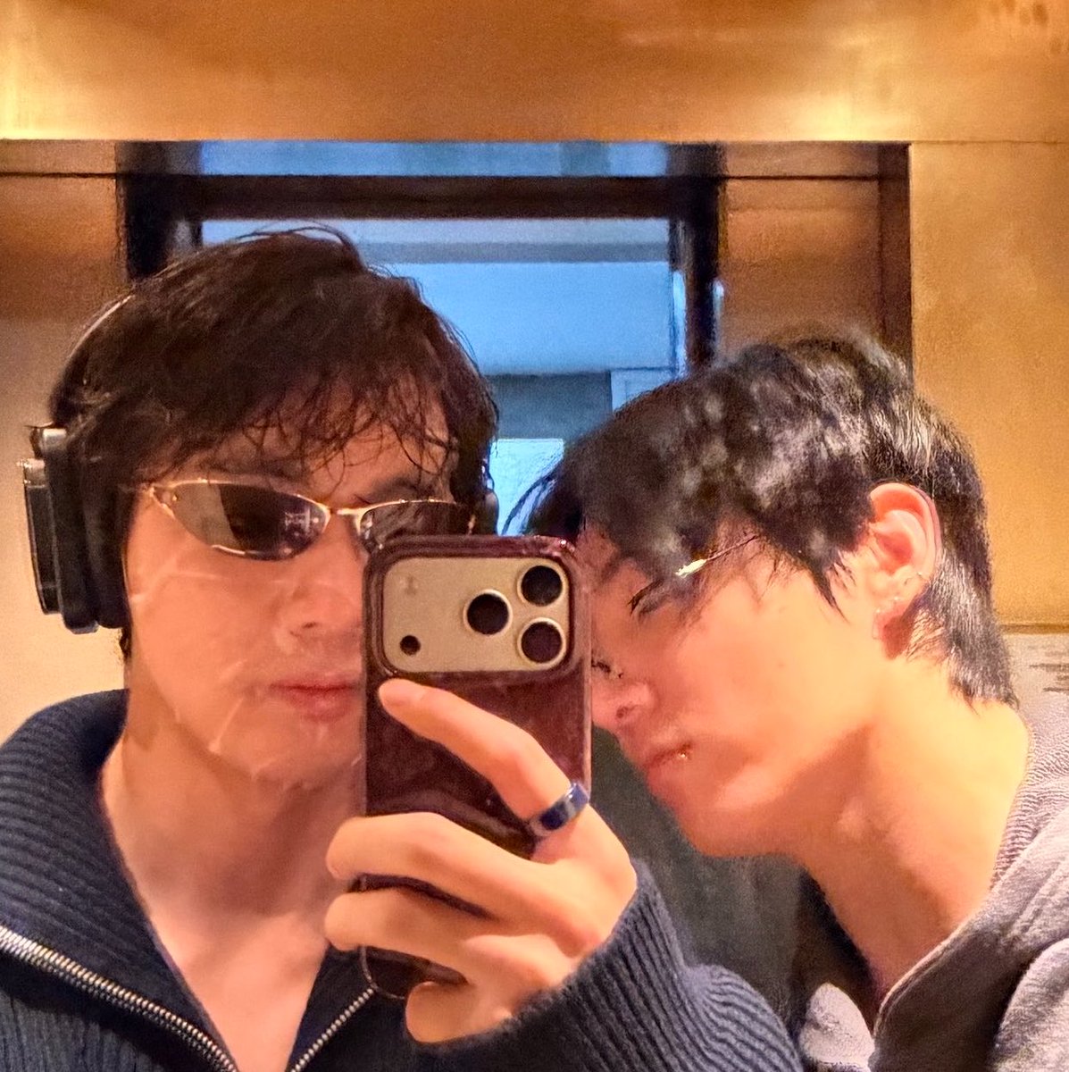Supbnj's tweet photo. ห้ะ กุกำลังจะหลับ ตาตื่นเลยไอเหีย https://t.co/1GMKiIEvgk