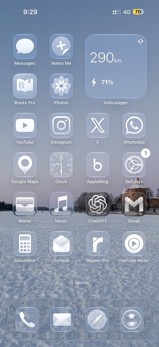 AppleBloggerUX's tweet photo. You can use iOS 27.2 Beta 3 now https://t.co/rH94jTppeL