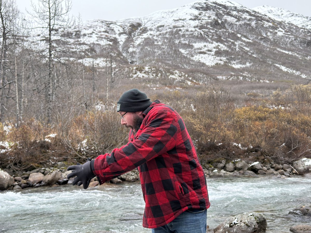Parrow_'s tweet photo. Looks like @chuffedchief was taking professional Headshots photos for my New Outdoor World modeling career let's just say Paris fashion week has nothing on Alaskan wilderness 🥶 🌲 🐻 https://t.co/gcMMwSQAyk