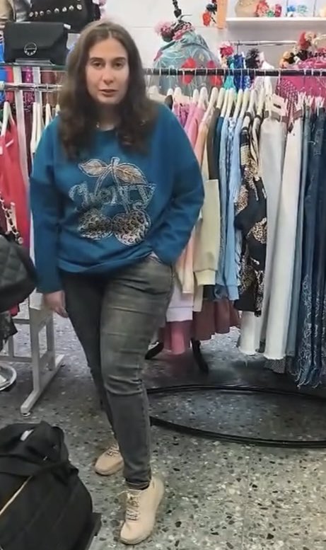 clarosocuro_'s tweet photo. @chachayabogada @Sucks_Love_ @pvtaspain @heinjerhar60 @Einherjar3439 @VivaEspana4141 @BermioTxo Sí, como está, con 100 filtros. https://t.co/VTqanpq2D9