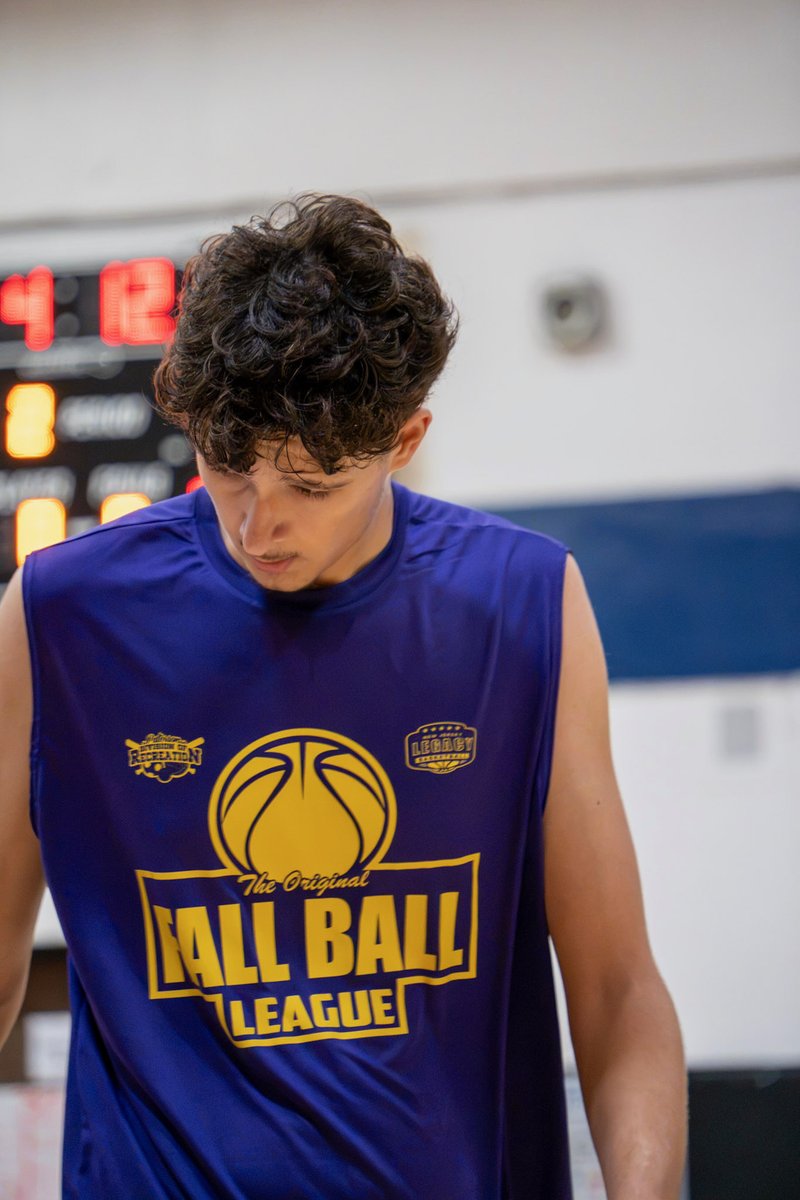 JoelGora2028's tweet photo. Fall Ball | Paterson, NJ

📊 Averaging 14.5 PPG this fall ball season.

6’7” PF/C | Class of 2028
Garfield HS (NJ) | 4.2 GPA

Continuing to develop my game and compete every time I step on the floor. Looking forward to the season ahead.

#ClassOf2028 #NJHoops #BasketballJersey https://t.co/RpV6LSNjws
