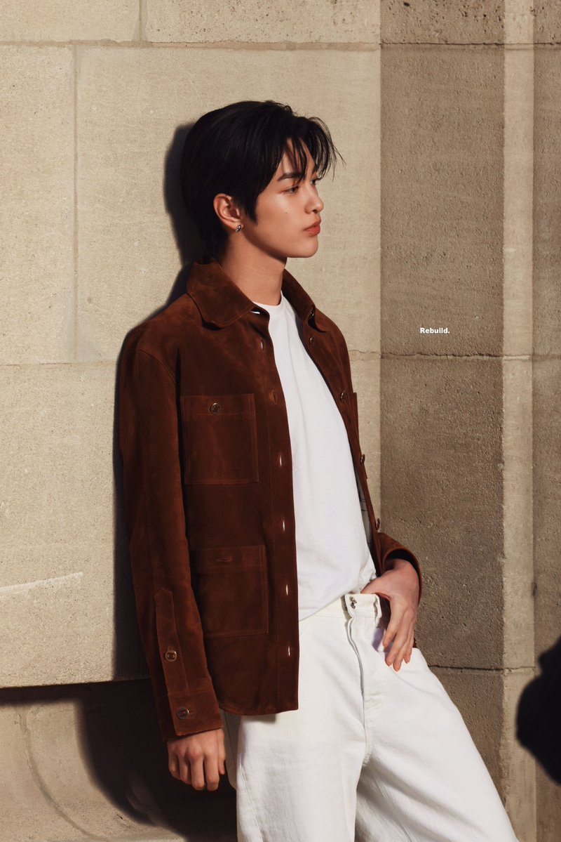 keonmar52's tweet photo. @lvahnkeonho @CHANEL KEONHO and CHANEL create an effortlessly sophisticated image

KEONHO AT CHANEL PFW

#KEONHOxCHANELSS27
#CHANELSpringSummer
#KEONHO @CHANEL @cortis_bighit https://t.co/CsOKdvn7QS