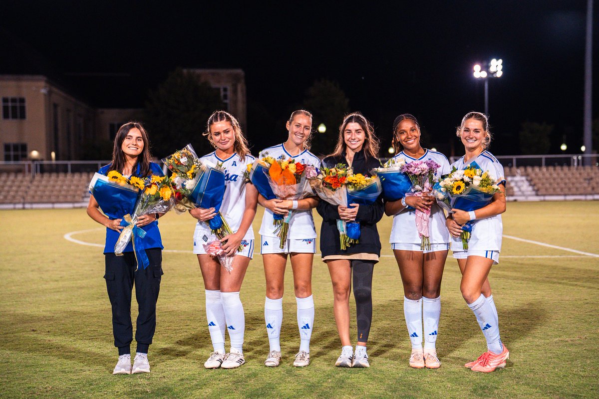 tulsapathways's tweet photo. Pathways Student, Keira Madl, was honored on Senior night by the @TulsaWSoccer team!๐
We are excited to see her continue to excel in #SportsMedicine.
The future is bright for Keira! โฝ๏ธ๐๐
#Pathways #Senior #Soccer #Trainer https://t.co/hSWgyMNHIr