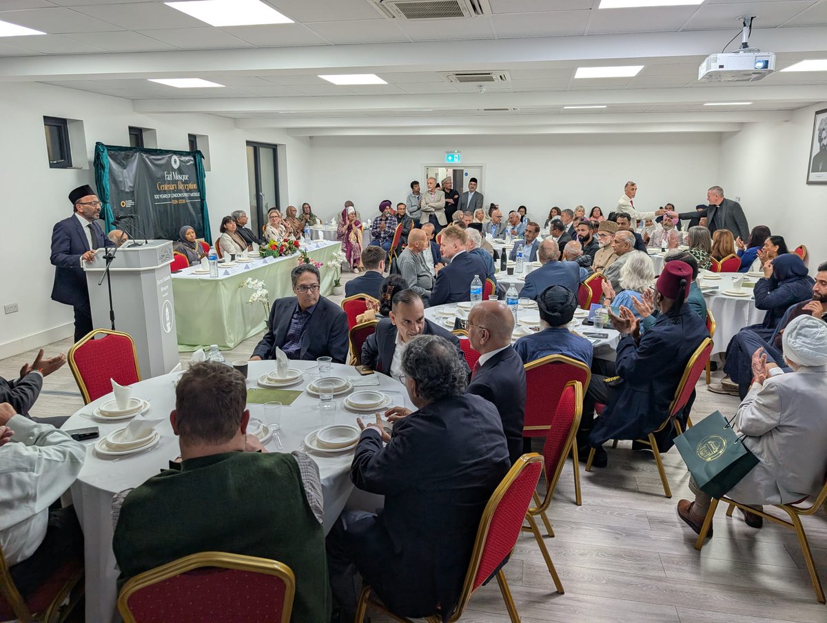 ShakilbuttAhmad's tweet photo. Highlights of the #FazlMosque Centenary Reception
(1926-2026) held over the weekend at Darussalam Mosque Southall.
@SeemaMalhotra1
@MayorofEaling
#Fazlmosque100
#Londonfirstmosque https://t.co/71vGua4OuT