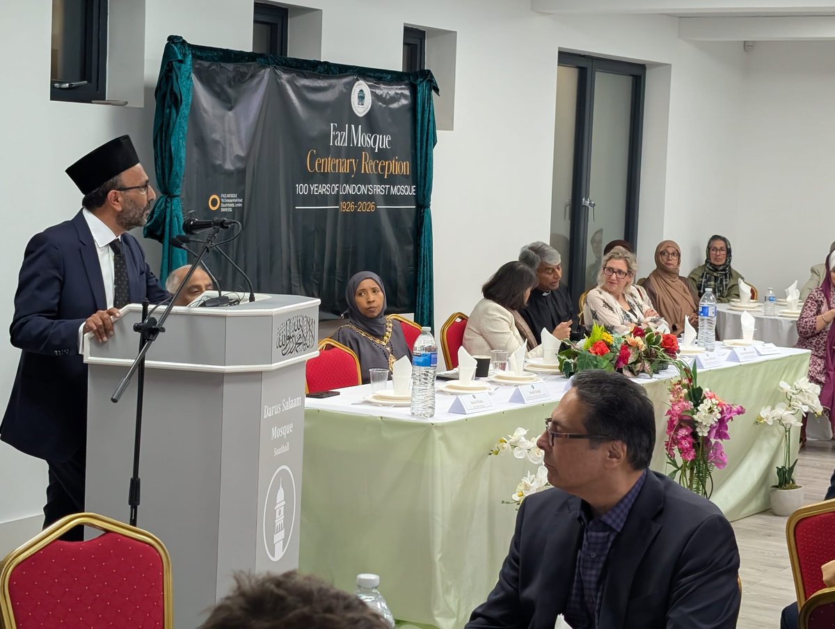 ShakilbuttAhmad's tweet photo. Highlights of the #FazlMosque Centenary Reception
(1926-2026) held over the weekend at Darussalam Mosque Southall.
@SeemaMalhotra1
@MayorofEaling
#Fazlmosque100
#Londonfirstmosque https://t.co/71vGua4OuT