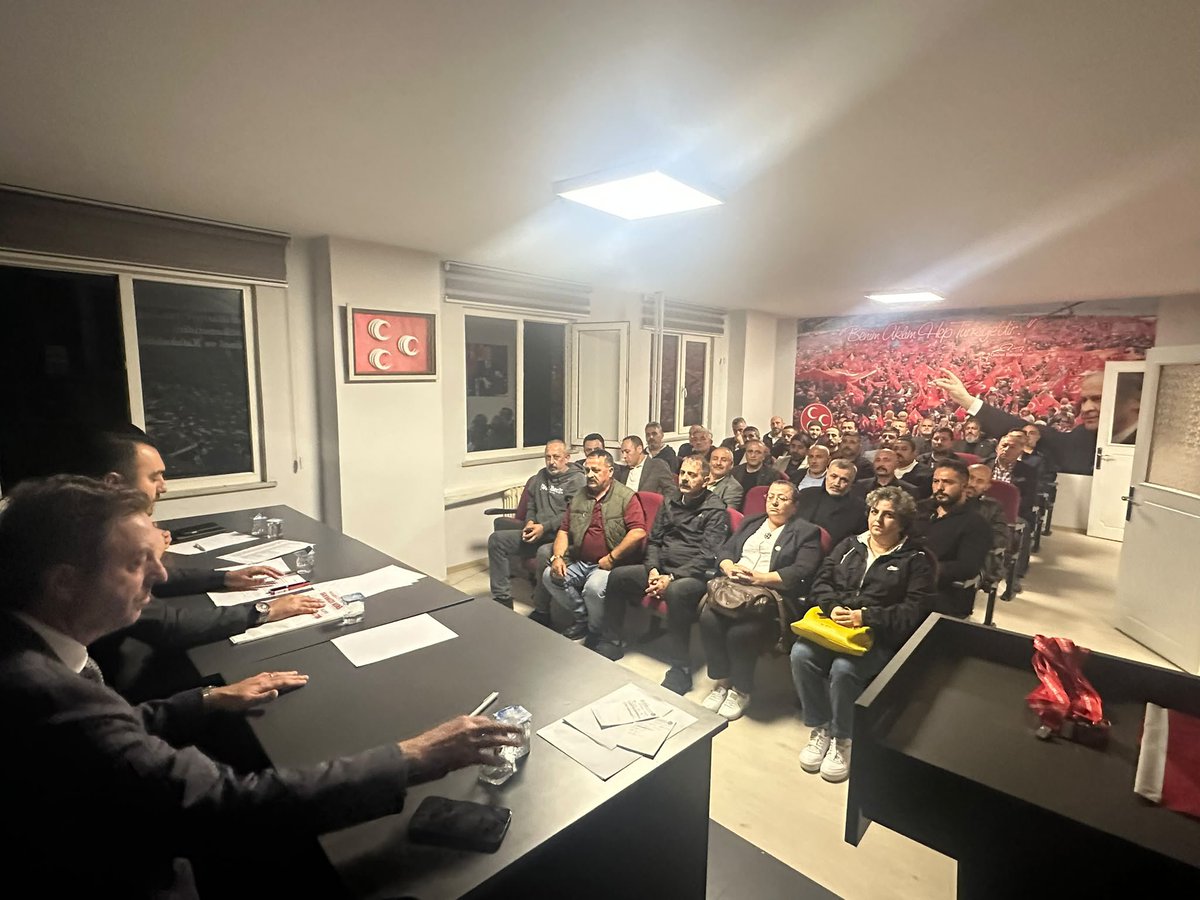 MHP_KartalIlce's tweet photo. 05.10.2026 - Yönetim Kurulu Toplantımız, İlçe Başkanımız Sn. Ersin Uzunkaya’nın başkanlığında gerçekleştirildi. https://t.co/B8X4SGm42W