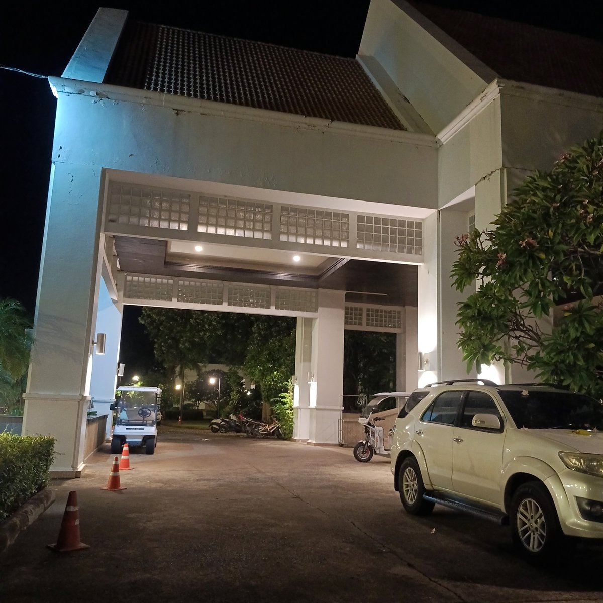 relax8cpz's tweet photo. นวดร้อยเอ็ด #นวดใกล้ฉัน
#นวดทั้งในและนอกสถานที่24ซม 
🧳🐢+บวกเพิ่มค่าเดินทางตามระยะทาง
☎️ติดต่อ : 📞065-394-9793

#นวดไทย 💞Thai Massage
#นวดออย 💞Oil Massage
#นวดอโรมา  💞Aroma massage
#นวดเท้า 💞Foot Massage 
#นวดสปอร์ต 💞Sports Massage
#นวดผ่อนคลาย 💞relax Massage https://t.co/5PjQn37mOA