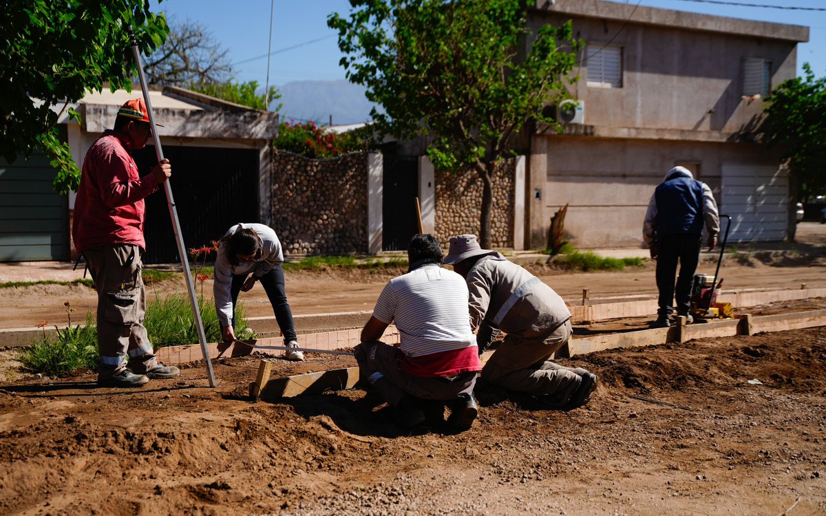 amolinalarioja's tweet photo. Nuevos ESPACIOS en la ciudad

Avanzamos con la OBRA MONTEAGUDO, un lugar pensado para las familias y el ENCUENTRO.

Seguimos TRABAJANDO. https://t.co/uaSvAf9aEp