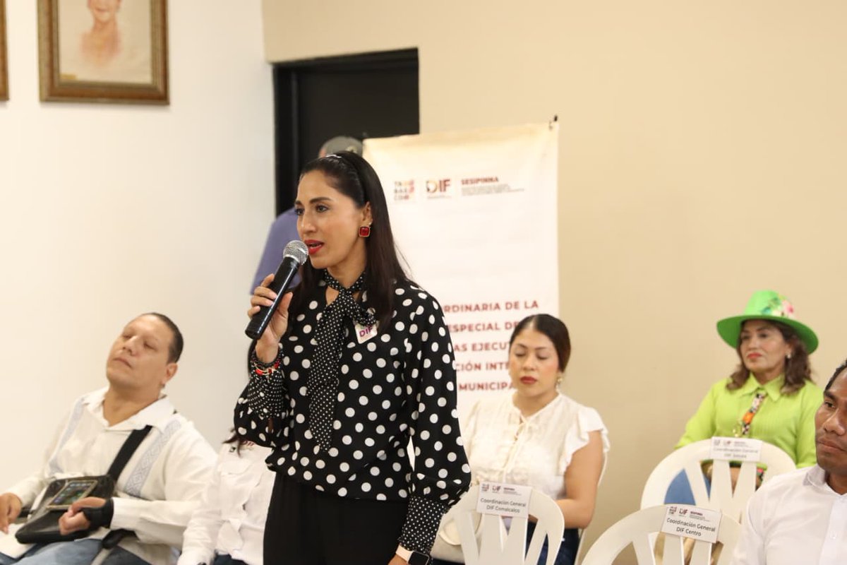 SIPINNA_MX's tweet photo. Se llevó a cabo la Sesión Extraordinaria de la Comisión de Secretarías Ejecutivas de Protección Integral de los Sistemas Estatal y de los Municipios de Tabasco.

Durante la sesión se presentó la Estrategia Nacional “Niñas Sí, Madres No”, que busca fortalecer las acciones para la prevención y erradicación del embarazo infantil forzado, así como garantizar que niñas y adolescentes puedan ejercer plenamente sus derechos. 👧👩‍🦰

#NiñasSíMadresNo #SomosSIPINNA #SIPINNA #Tabasco