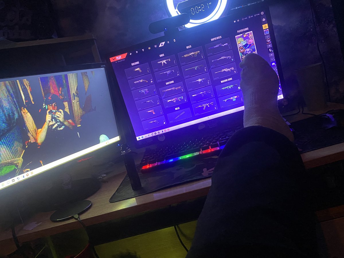 findom_nb's tweet photo. Sub funded Val locker I want more so send 😝

#findom #gayfindom https://t.co/61lhezvCxx