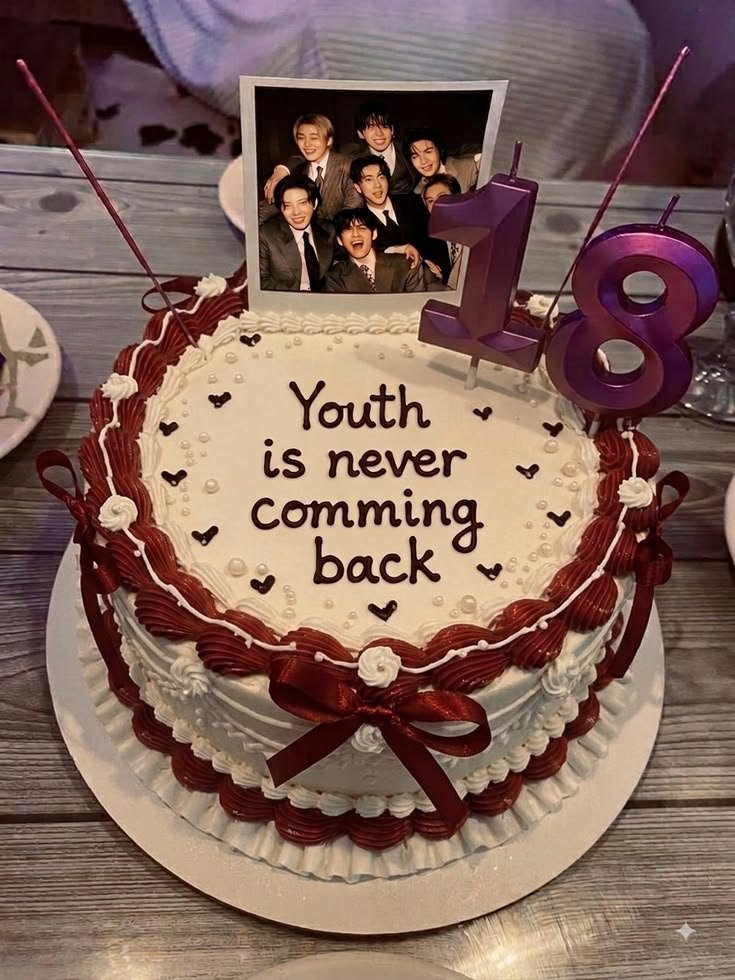skibidimarial's tweet photo. Que les parece la idea de mi torta de cumpleaños??? https://t.co/8qJjoL55fF