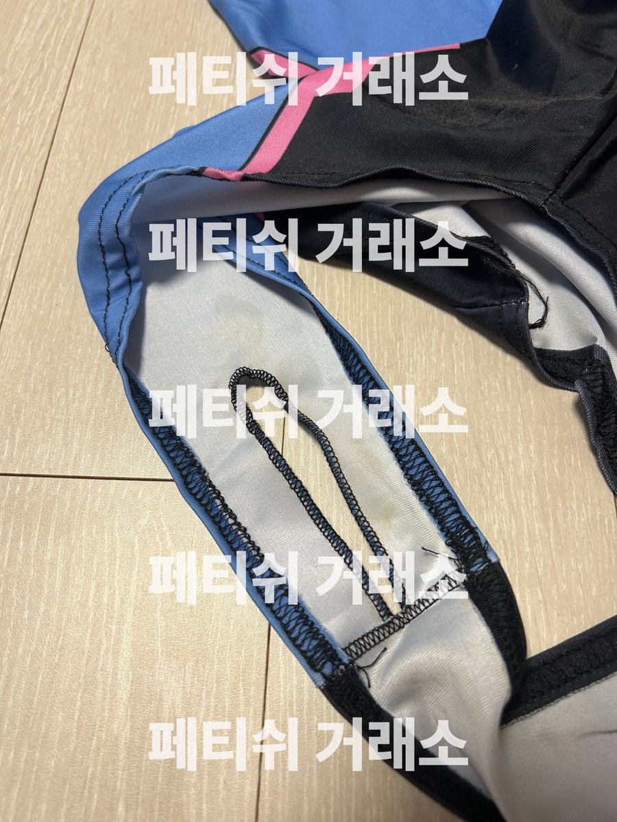 Fetish_kr's tweet photo. 이름:이지민
나이:21
직업:대학생
관계:여친
품목:디바 코스프레
사이즈:
상태 및 특징:사진촬영 할 때, 관계 시 착용, 애액 묻어 있음, 냄새 찐함/구매 시 착샷제공(얼굴X, 몸매 예쁨)
거래방법: GS 반택
판매가:60,000

#페티쉬 #입던속옷 #중고속옷 #코스프레 https://t.co/AwwtuqEwSU