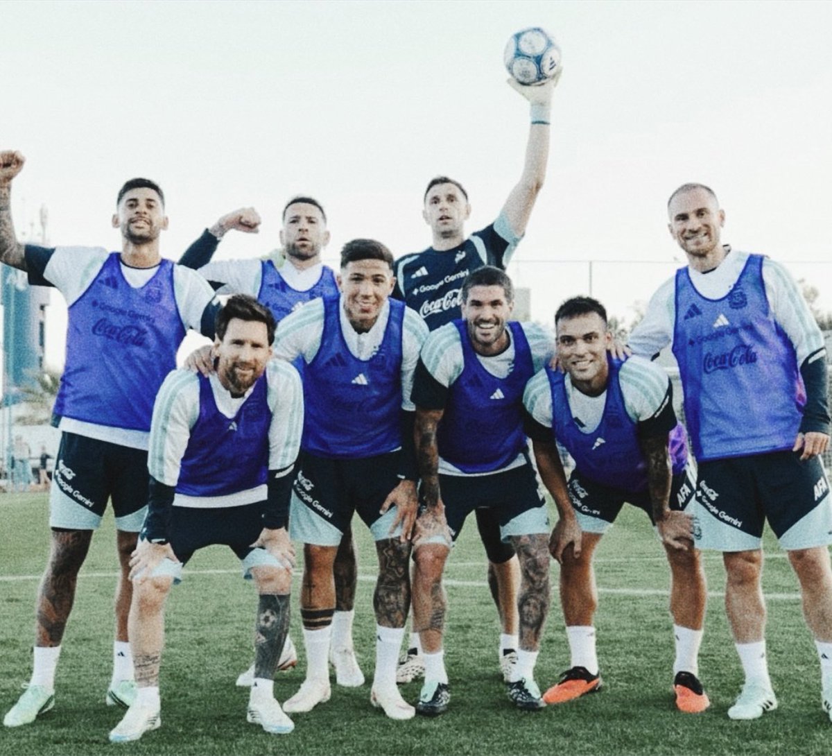 sudanalytics_'s tweet photo. El equipo ganador del día.

Con Lionel Messi, por última vez. 💔🇦🇷 https://t.co/qo14XstxIk