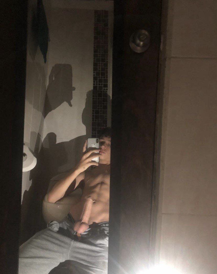 dazarml's tweet photo. Quieres ver la verga o Culø de tu hetero  

primo,cuñado,vecino,hermano amigo de trabajo o gym etc 👿

ENGAÑO HETEROS por FB,Instagram,WhatsApp,tiktok✅

más INFO aquí : https://t.co/Apg5xywVFS

Únete a mi canal de TELEGRAM gratis https://t.co/VSIDieRidb ✨ https://t.co/QwbG4Wboh4